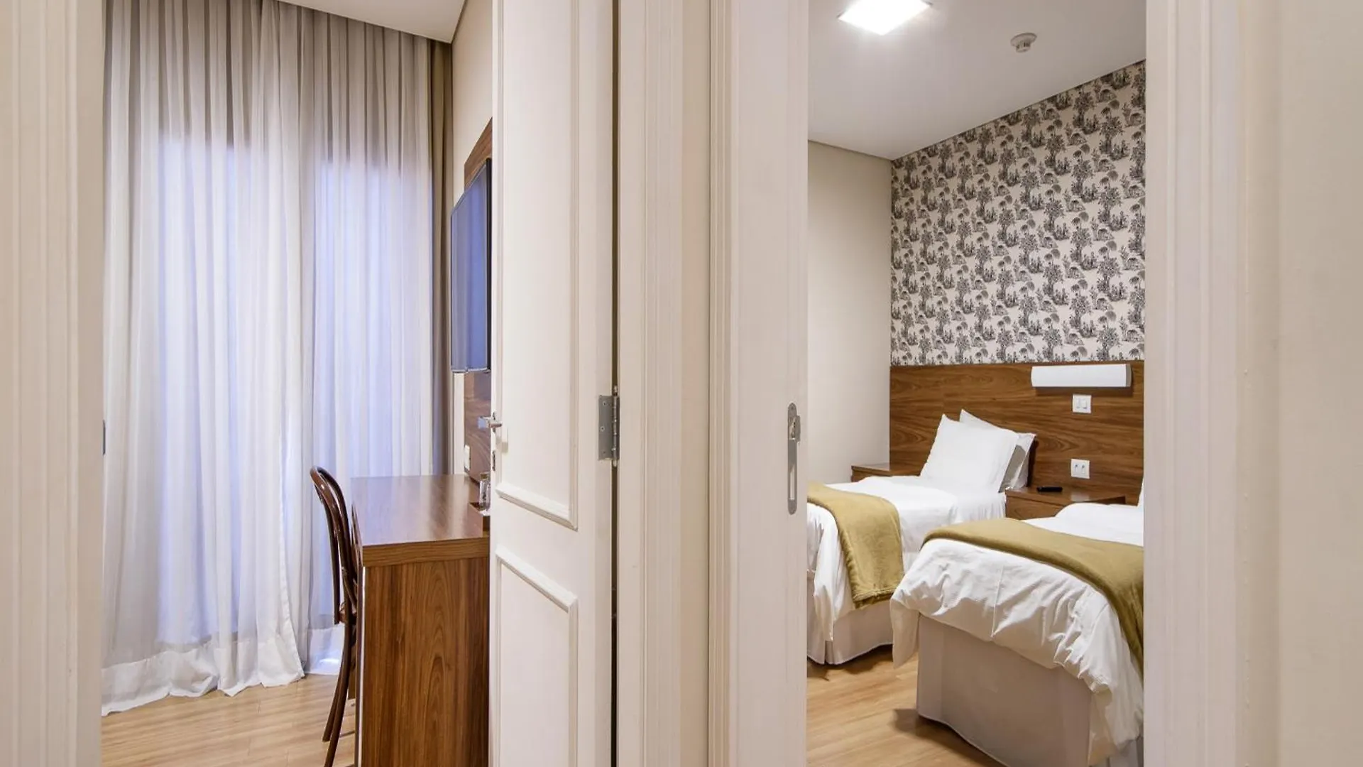 Hotel Chateau Campos do Jordão 4*,  ブラジル